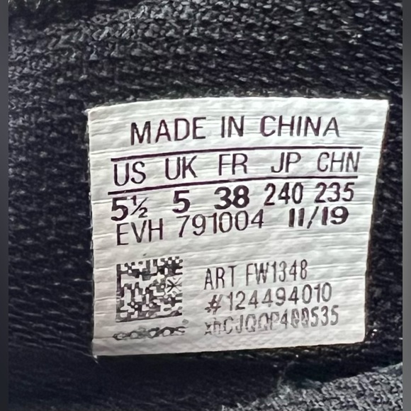 Adidas Upath Run Unisex Women’s Size 6.5 and Men’s are 5.5 - Picture 14 of 15